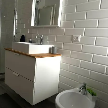 Sweet Apartment *