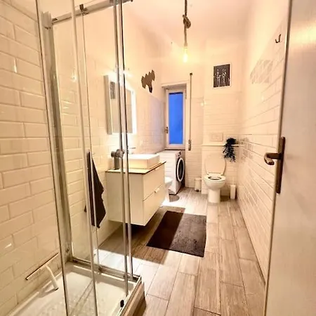 Sweet Apartment *